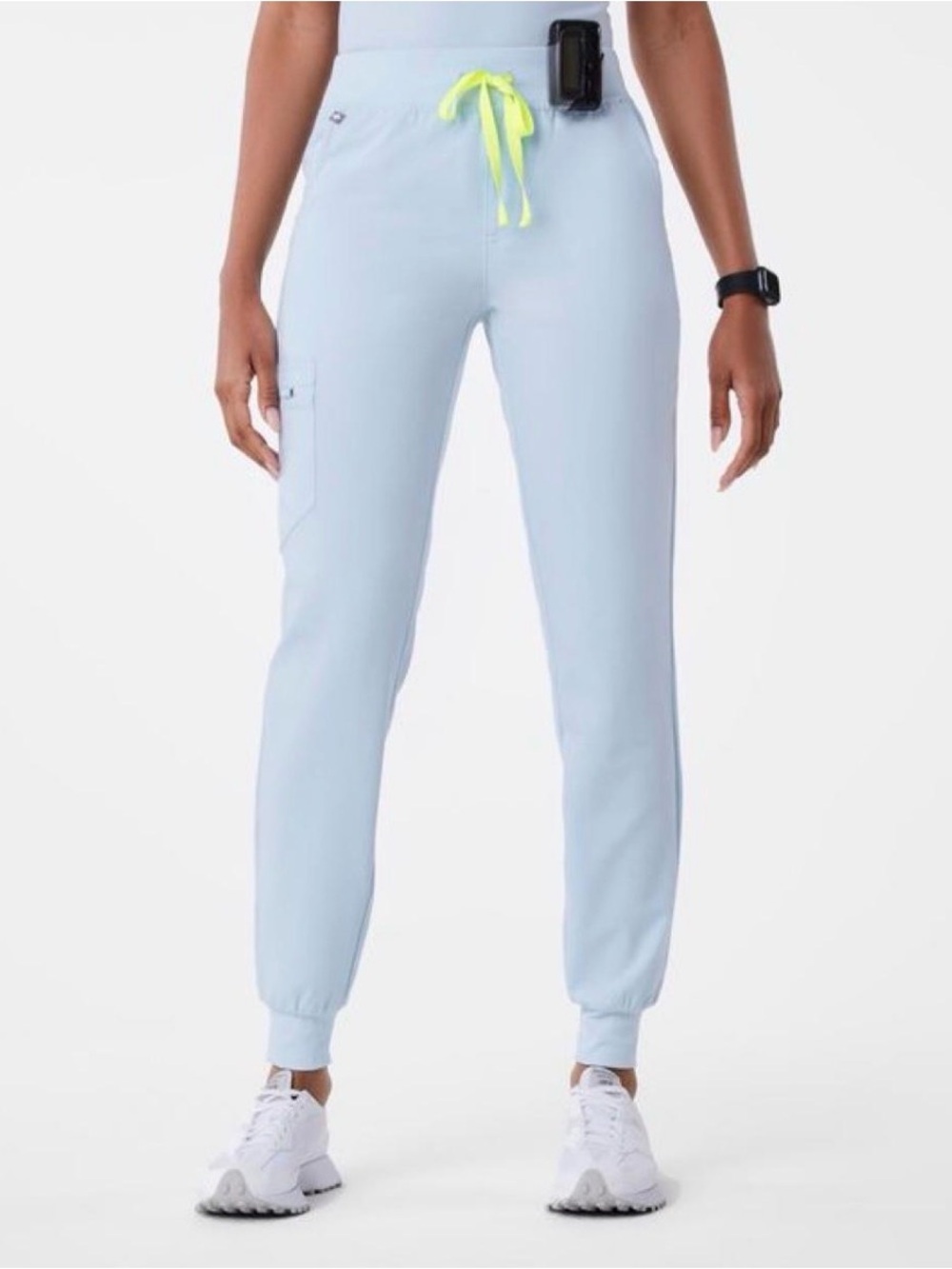 Figs Zamora Jogger Scrub Pants with Neon Yellow Drawstring in Open Skies (NWT)